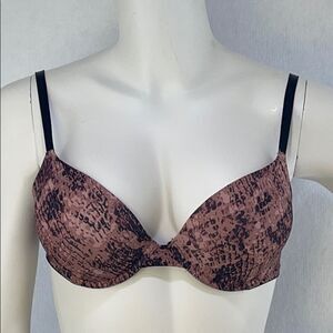 Pink VS wear everywhere push-up bra